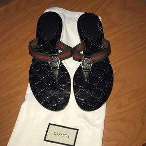 Gucci Thong Sandals